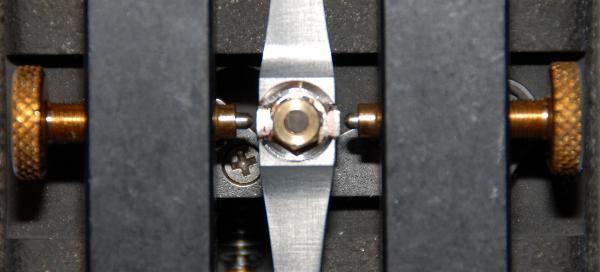 DJ6UX's Begali HST key, contact modification, click to enlarge picture.
